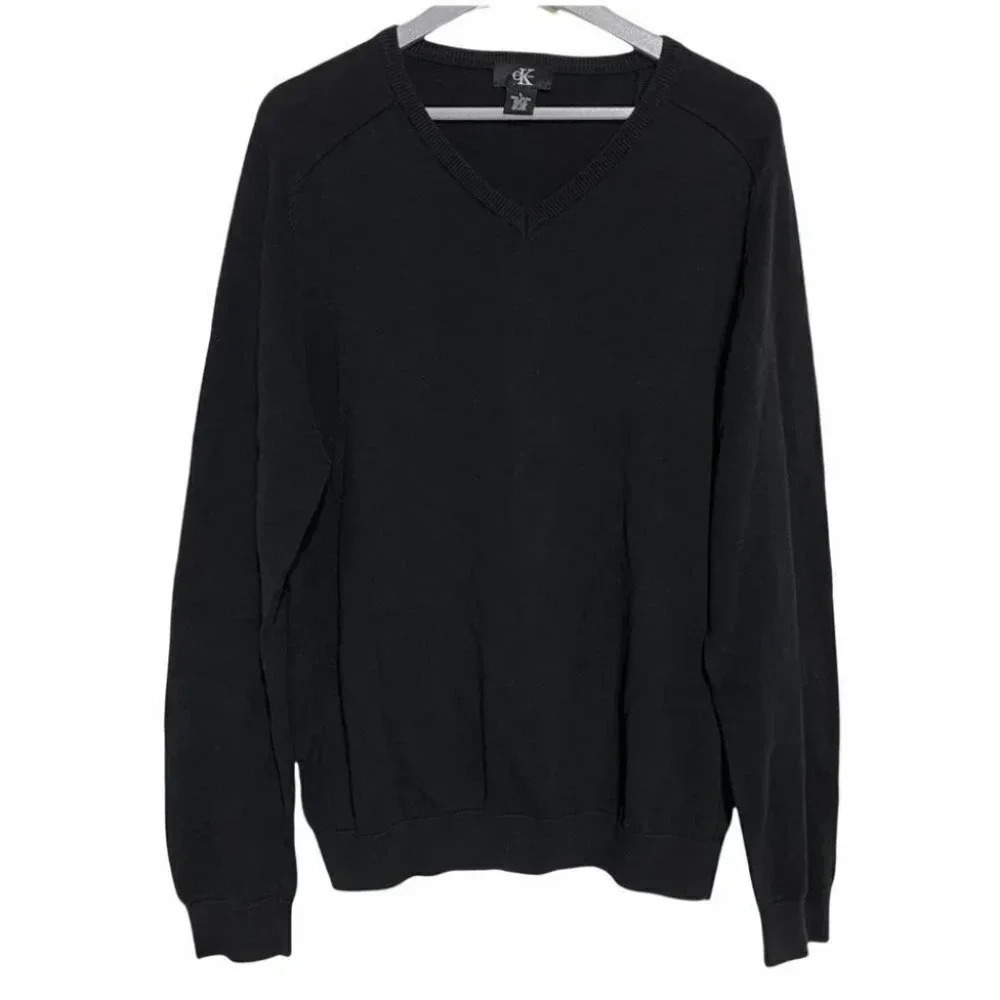 Calvin Klein L‎ Black cotton V- neck sweater